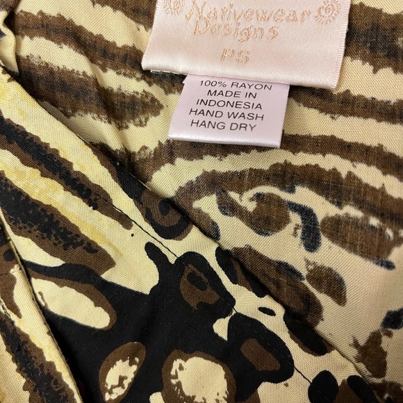 Wrap long skirt - Picture 2 of 2